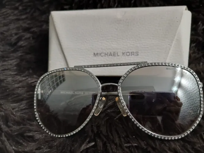 Óculos de Sol Feminino Michael Kors Miami MK1039B Original - Com Estojo