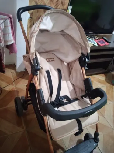 Carrinho de bebê