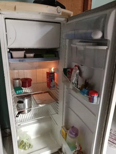 2 Geladeiras para troca, ou venda
