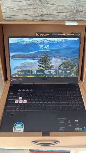 Asus F15 especial