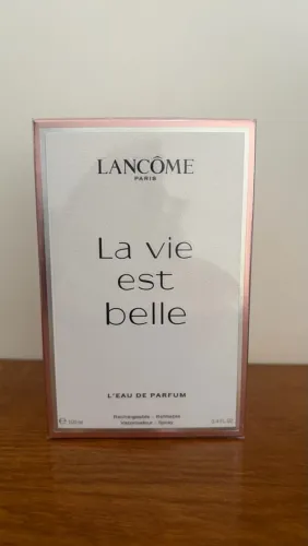 La Vie Est Belle, da Lancôme