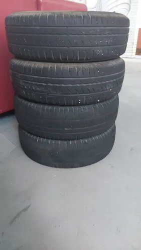 4 Pneus 185/70 R14 - Pirelli