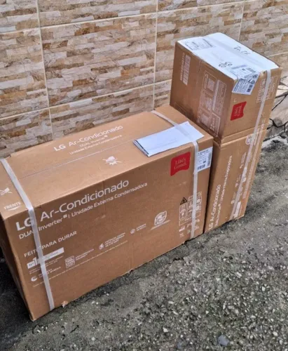 AR CONDICIONADO LG DUAL INVERTER VOICE +AI 12000 BTUS