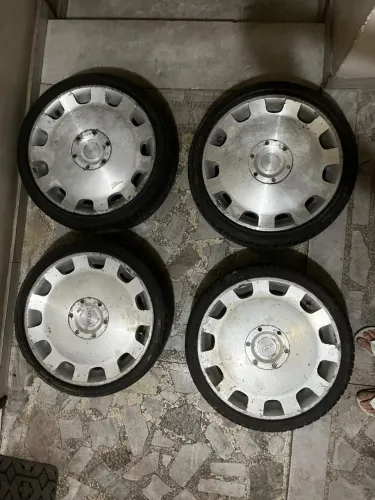 Rodas + pneus marca Noova aro 18