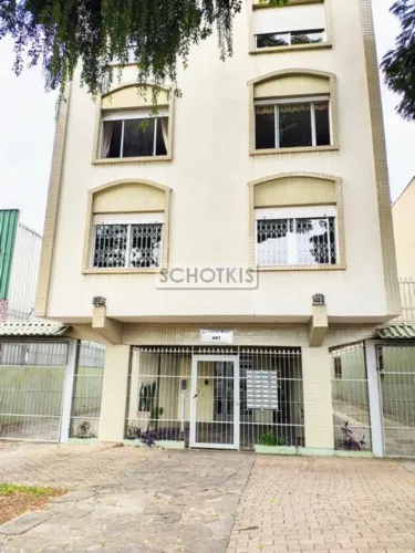 IMOBILIÁRIA SCHOTKIS VENDE EXCELENTE APARTAMENTO DE 01 DORMITÓRIO TOTALMENTE REFORMADO, DE