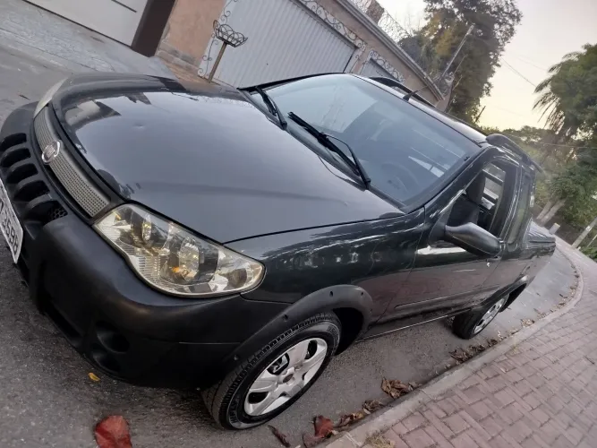 Fiat Strada 1.4 MPI Fire Flex 8V CE 2010