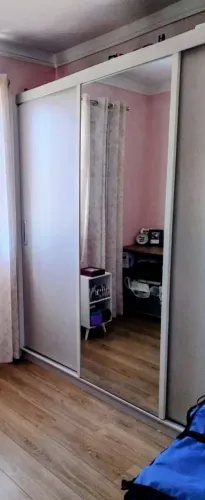 Guarda roupa 3 portas com espelho