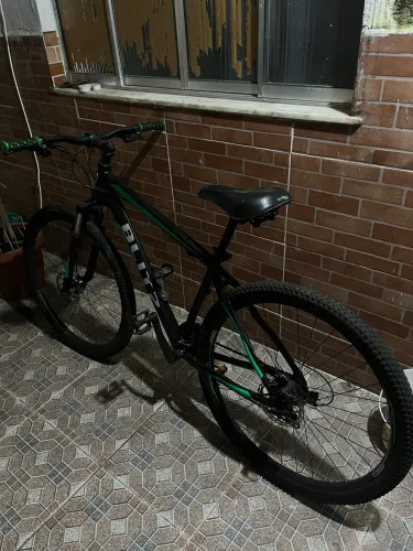 Bicicleta Blitz Aro 29 MTB Freio a Disco - Muito Conservada