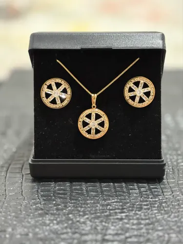 Conjuntos Folheados a Ouro 18K