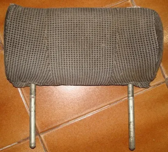 Encosto de cabeça do banco da frente do Opala