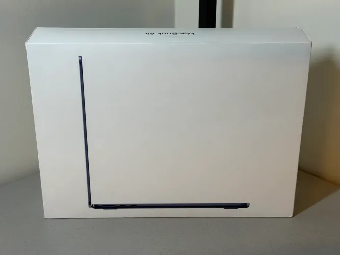 MacBook Air 13 Polegadas M5 24GB 1TB - Novo/ Lacrado