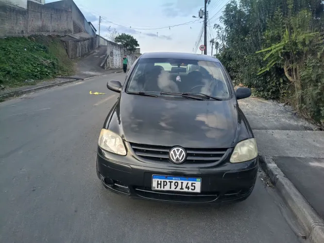 Volkswagen Fox Plus 1.0mi/ 1.0mi Total Flex 8V 4P 2004