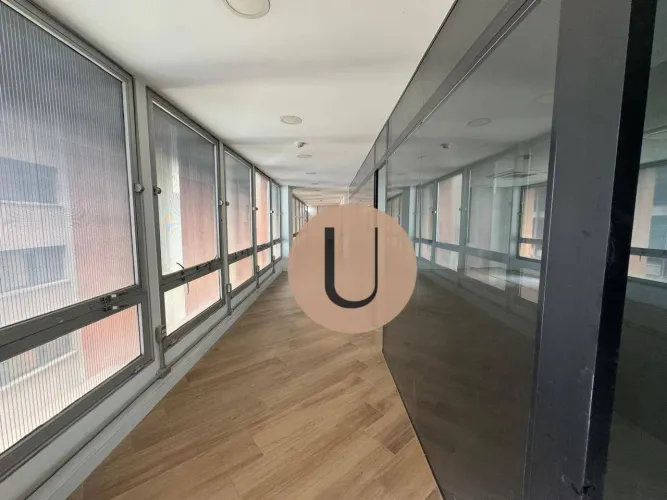 Avenida Paulista, Alto Padrão, Andar alto, em prédio com 27 andares, 511,00m², de área con