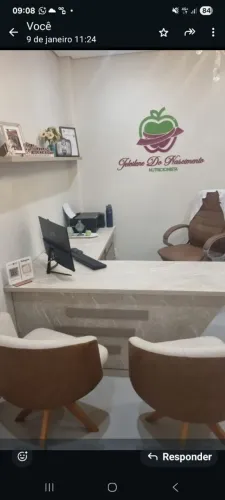 Mesa de Escritório + Prateleira de Parede - Excelente Estado