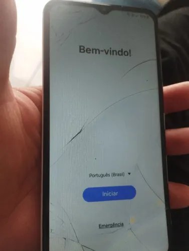 Celular Samsung tela quebrada não sei o pin 