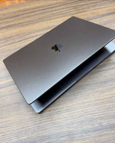 Macbook Pro 16 M3 Pro 36gb 512 SSD USADO