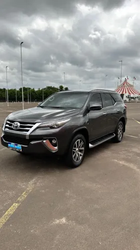 Toyota Hilux SW4 SRX 4X4 2.8 TDI 16V Dies. Aut. 2019