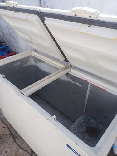 Vende frizzer horizontal top funcionando perfeitamente damos garantia 