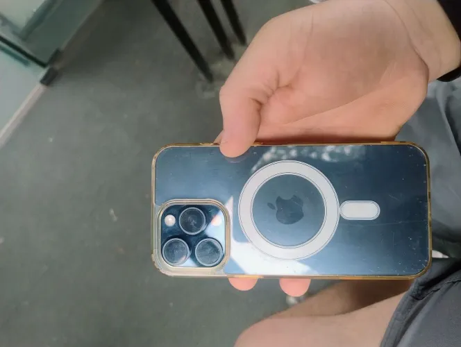 iPhone 15 Pro Max ? Tela Impecável / Bateria Nova ? Não Liga