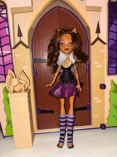 Monster High G1- Clawdeen Wolf uivo do terror