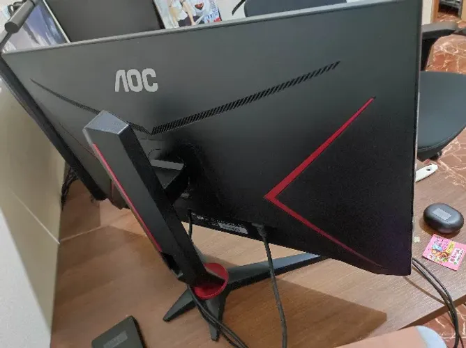 Monitor AOC HERO 27 polegadas 144 Hz IPS