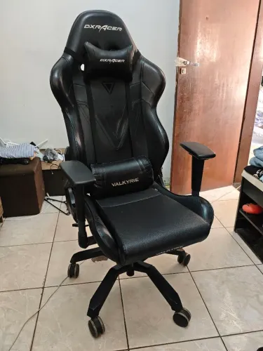Cadeira Gamer DX Racer Valkyrie