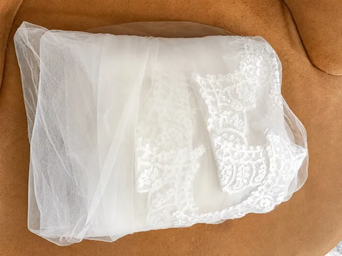 Véu de noiva com renda francesa na cor off white