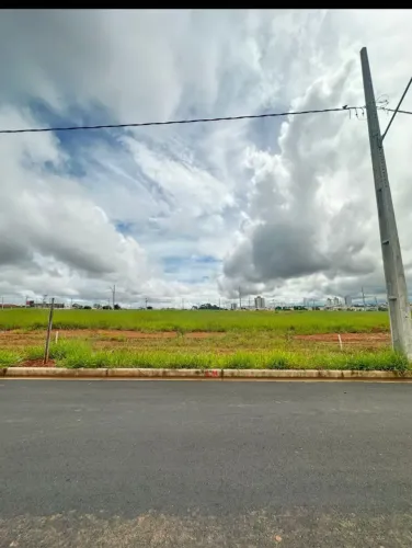 Terreno para venda no bairro Alto Umuarama