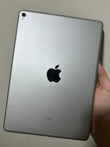 ? iPad Pro 9,7" 128GB Wi-Fi | Excelente Estado | R$ 1.500
