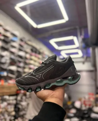 Tenis Mizuuno só 99 reais 