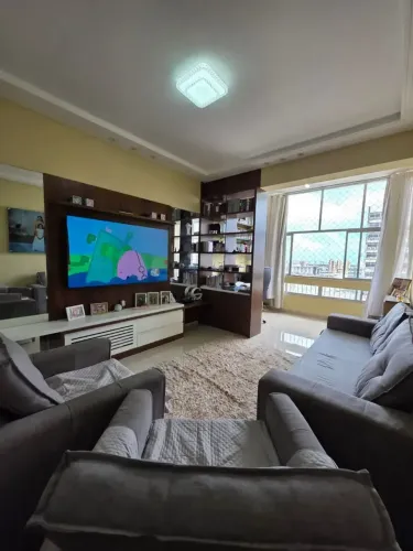 Belíssimo Apartamento Reformado 2/4 Suite + Dependência No Condomínio Salmar