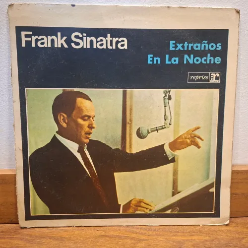 LP Strangers in the Night / Frank sinatra (ed. Argentina)