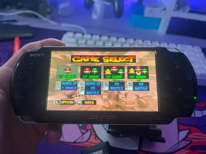 PSP 3000 + 8GB de Memória