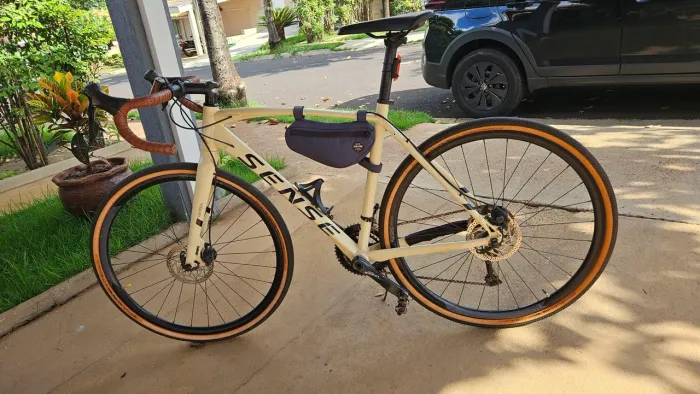 Sense Versa M (52) - Gravel Completa (Shimano Sora)