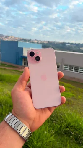 iPhone 15 Rosa 128g IMPECÁVEL 