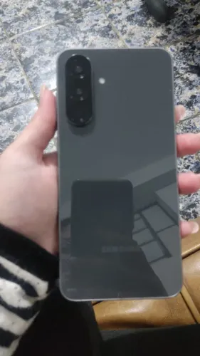 Vendo galaxy a56 128gb e 8 de ram (poucos meses de uso)