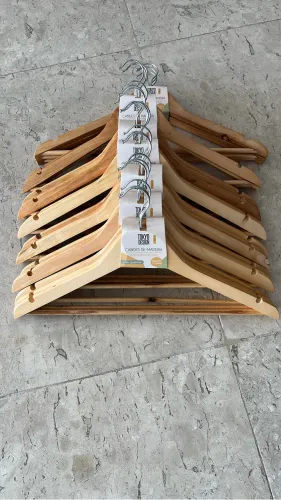 Cabides madeira novos- kit 3