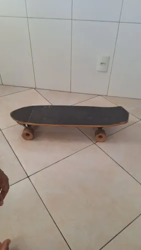 Skate simulador de surfe 