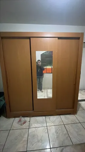 Guarda roupa 3 portas