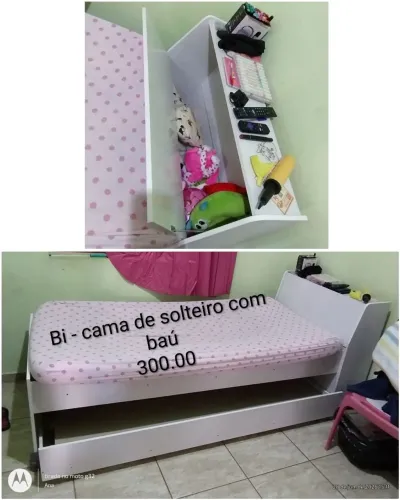 Bi cama solteiro com baú.