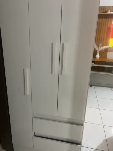 Guarda roupa infantil 
