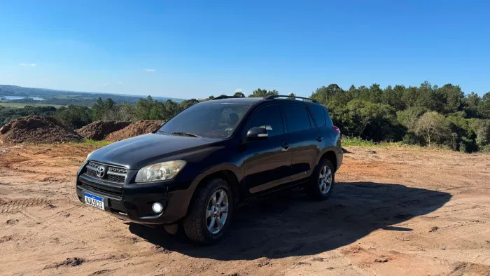 Toyota RAV4 2.4 4X4 16V 170cv Aut. 2010
