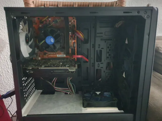 VENDO OU TROCO PC EM ALGO DO MEU INTERESSE