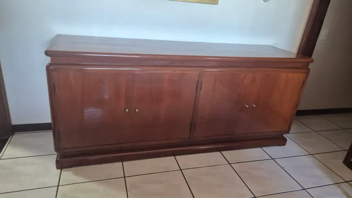 Móvel de aparador / buffet mogno
