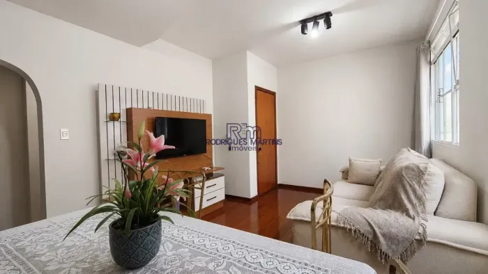 Apartamento à venda com 03 quartos no bairro Padre Eustáquio