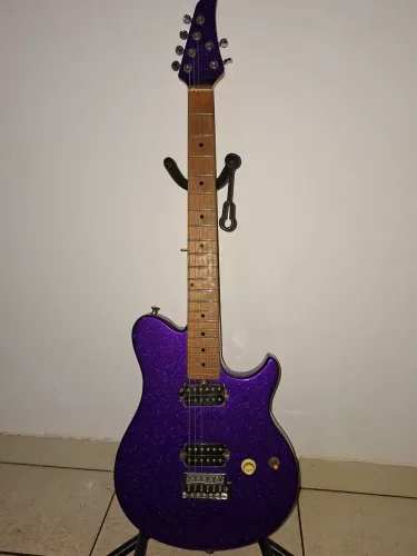 Guitarra Memphis Tagima (TG 515)