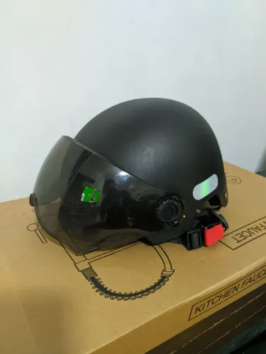 CAPACETE PARA MOTO ELÉTRICA 