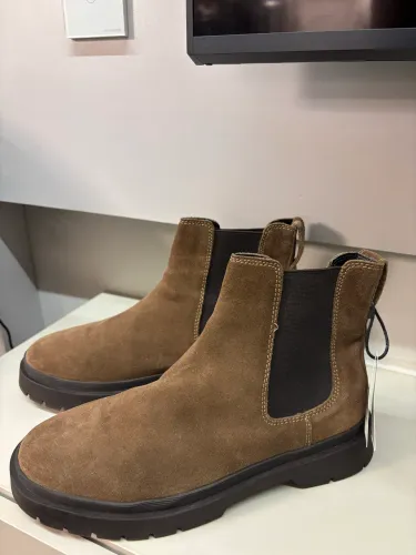 Bota Zara 37/38 100% Couro de Camurça Legítimo