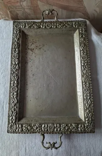 Bandeja antiga em metal prateado enorme e pesada 60x36