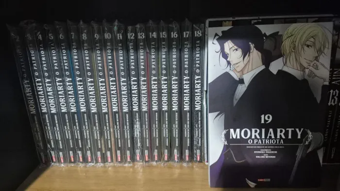 Mangás moriarty coleção completa 1ao19